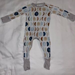 Little sleepies luna crescent